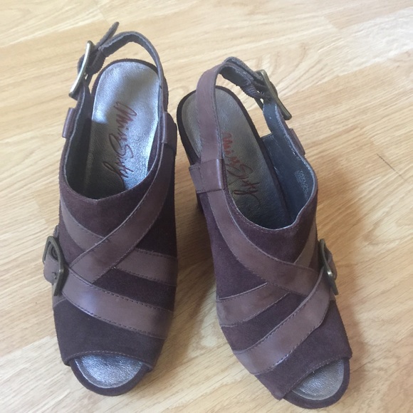 MISS SIXTY “TAYLOR” LEATHER SUEDE PLATFORM HEELS - Picture 1 of 7